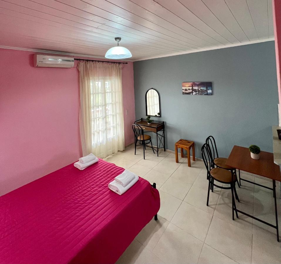 Elena Pool Lejlighedshotel Agios Georgios  Eksteriør billede