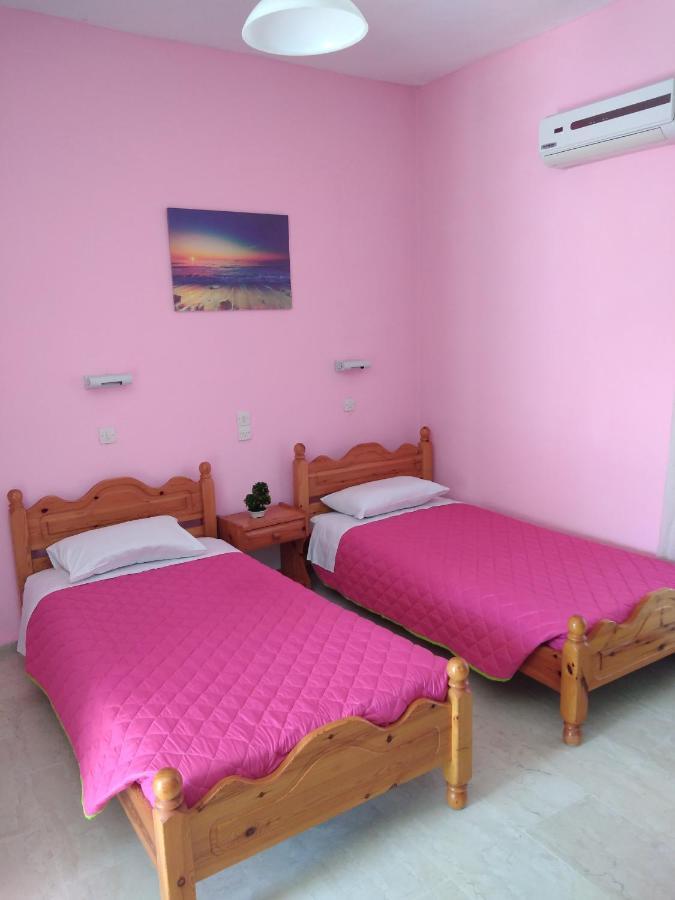 Elena Pool Lejlighedshotel Agios Georgios  Eksteriør billede